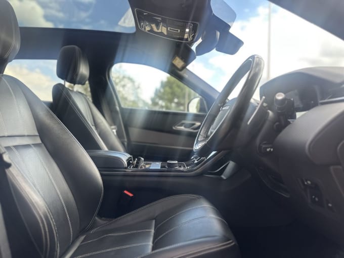 2025 Land Rover Range Rover Velar