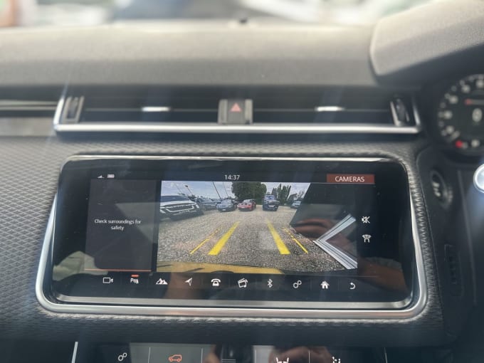 2025 Land Rover Range Rover Velar