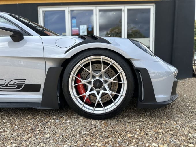 2025 Porsche 911