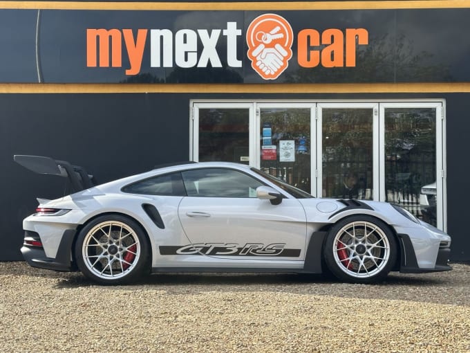 2025 Porsche 911