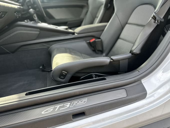 2025 Porsche 911