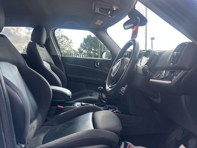 2025 Mini Countryman
