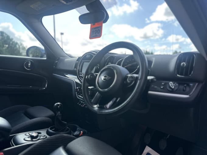 2025 Mini Countryman