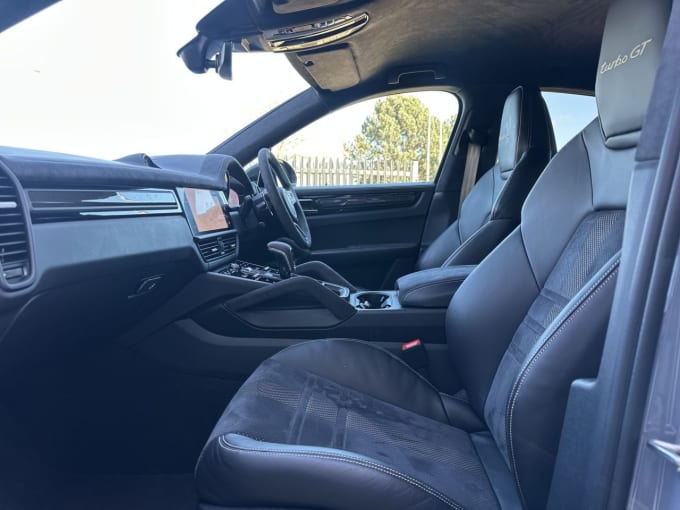 2022 Porsche Cayenne