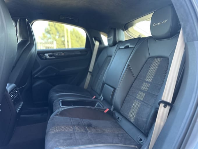 2022 Porsche Cayenne
