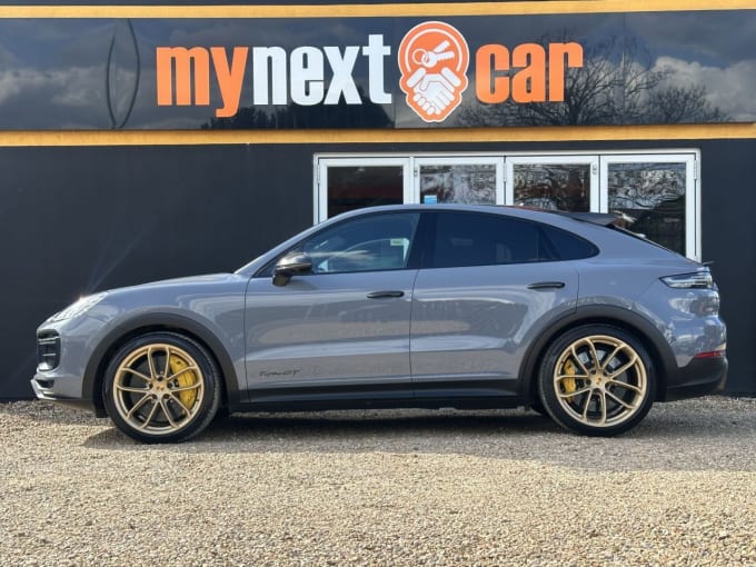 2022 Porsche Cayenne