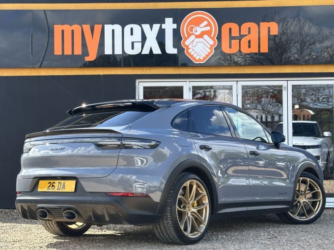 2022 Porsche Cayenne