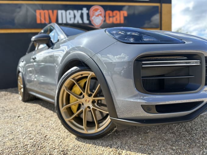 2022 Porsche Cayenne