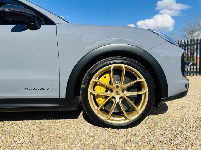 2022 Porsche Cayenne