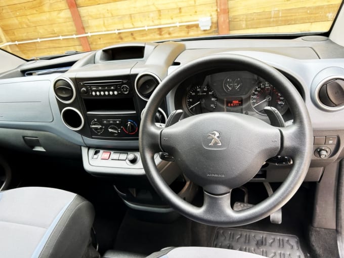 2025 Peugeot Partner Tepee