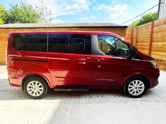 2025 Ford Tourneo Custom