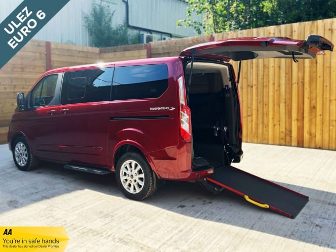 2025 Ford Tourneo Custom
