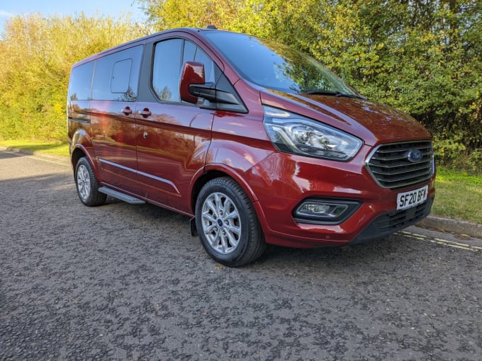 2025 Ford Tourneo Custom