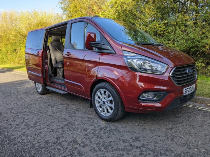 2025 Ford Tourneo Custom