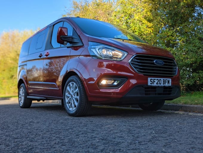 2025 Ford Tourneo Custom