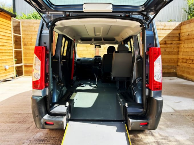 2016 Peugeot Expert Tepee