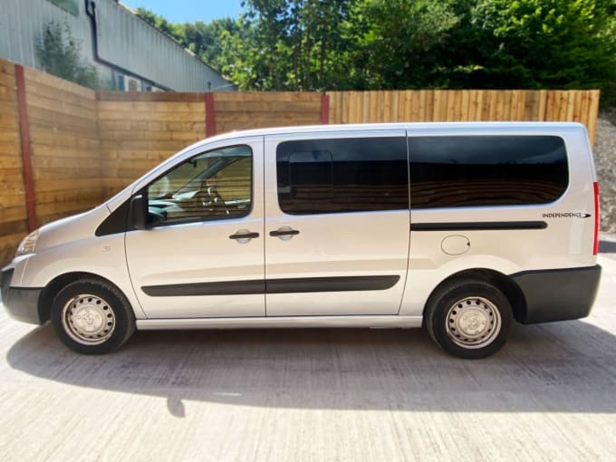 2025 Peugeot Expert Tepee