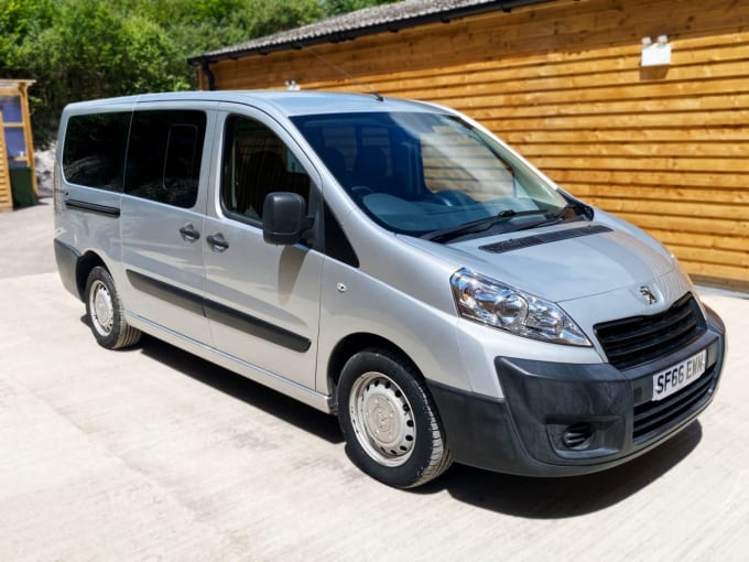 2025 Peugeot Expert Tepee