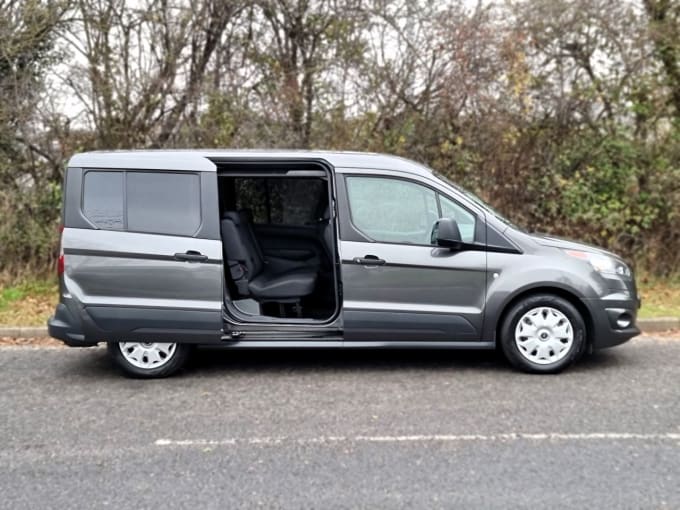 2024 Ford Grand Tourneo Connect