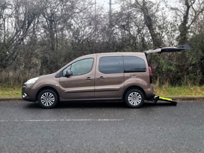 2024 Peugeot Partner Tepee