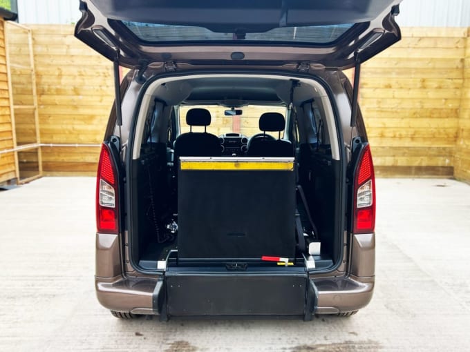 2025 Peugeot Partner Tepee