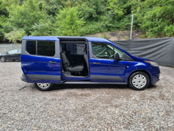 2024 Ford Grand Tourneo Connect