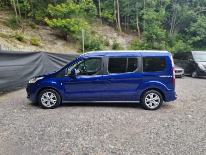 2024 Ford Grand Tourneo Connect