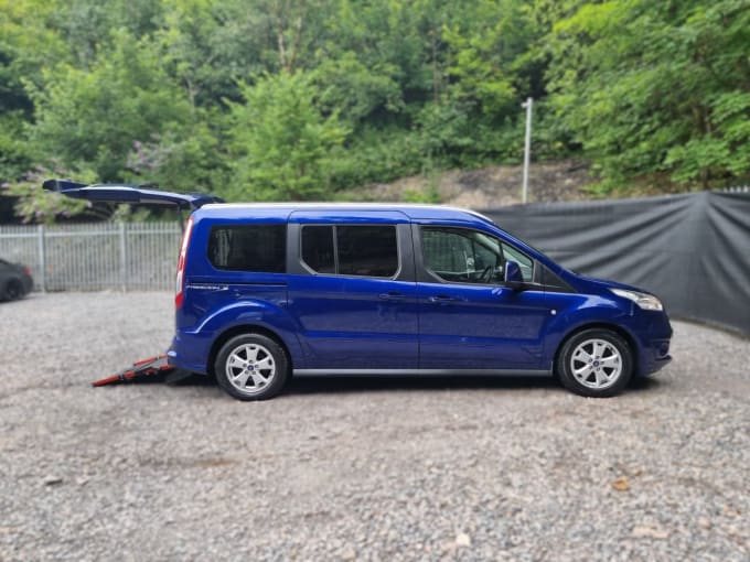 2024 Ford Grand Tourneo Connect