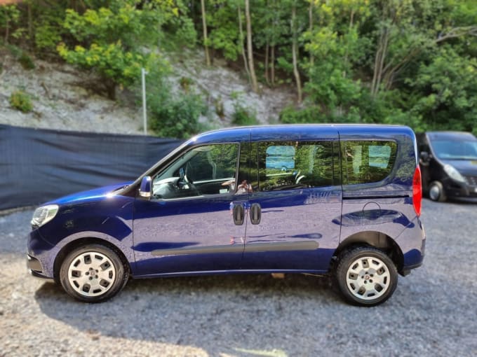 2025 Fiat Doblo