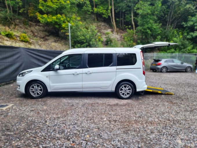 2024 Ford Grand Tourneo Connect