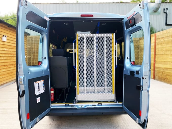 2025 Peugeot Boxer