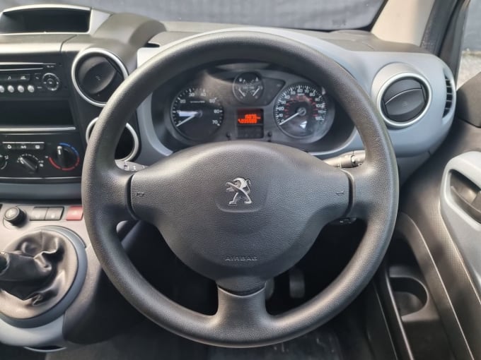 2025 Peugeot Partner Tepee