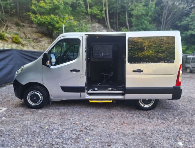 2024 Renault Master