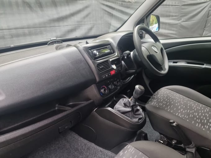 2024 Vauxhall Combo