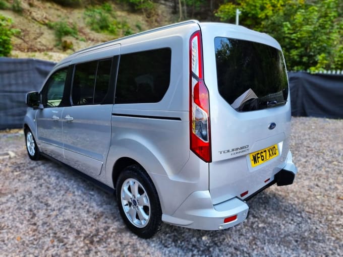 2024 Ford Grand Tourneo Connect