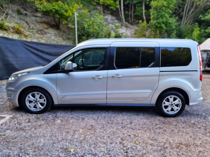 2024 Ford Grand Tourneo Connect