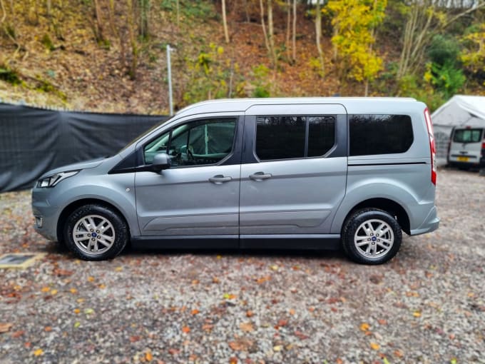 2025 Ford Grand Tourneo Connect