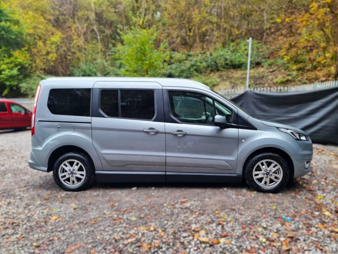 2025 Ford Grand Tourneo Connect