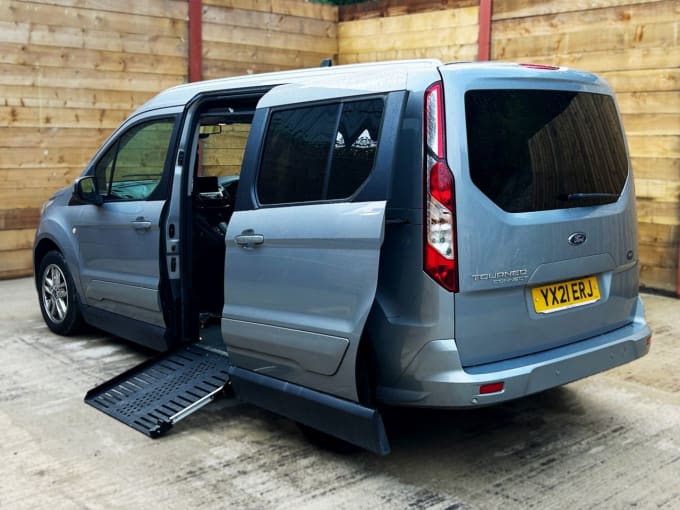 2021 Ford Grand Tourneo Connect
