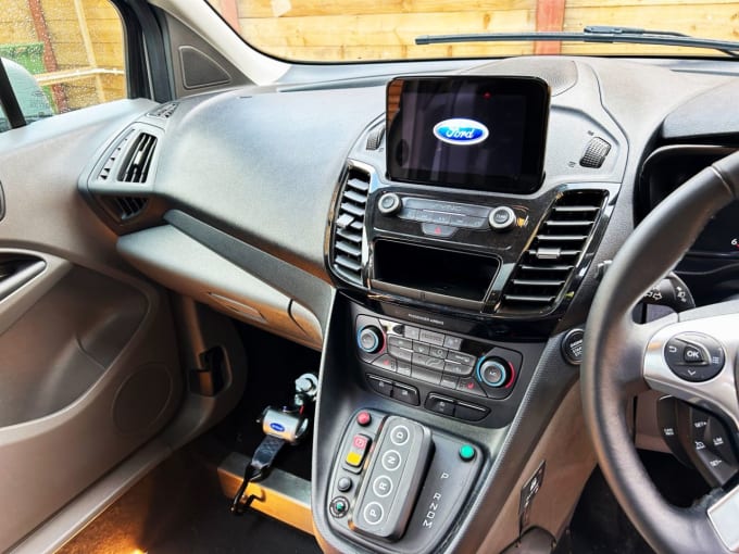 2021 Ford Grand Tourneo Connect
