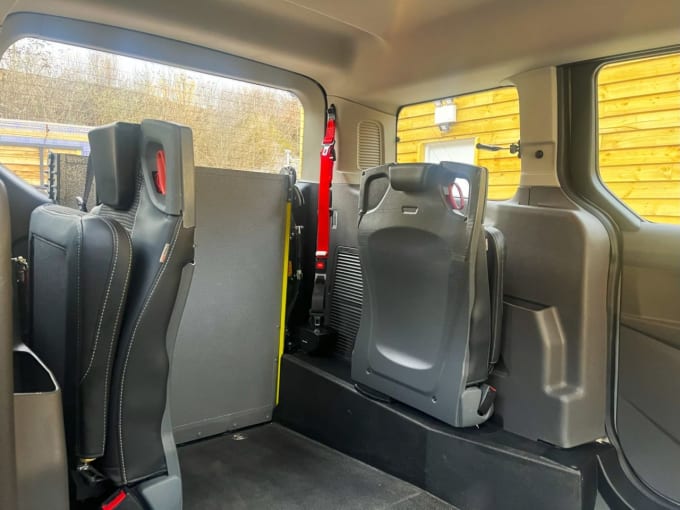 2025 Ford Grand Tourneo Connect