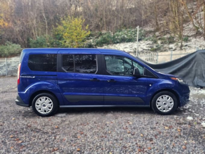 2025 Ford Grand Tourneo Connect