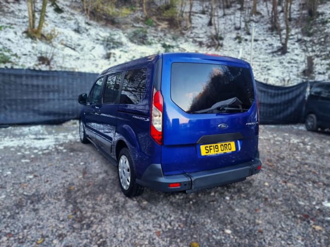 2025 Ford Grand Tourneo Connect