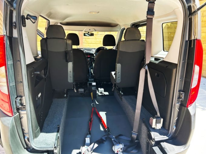 2025 Fiat Doblo