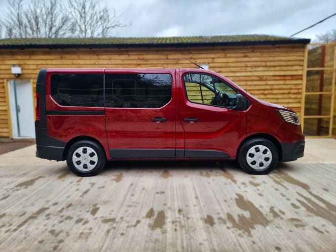 2025 Renault Trafic