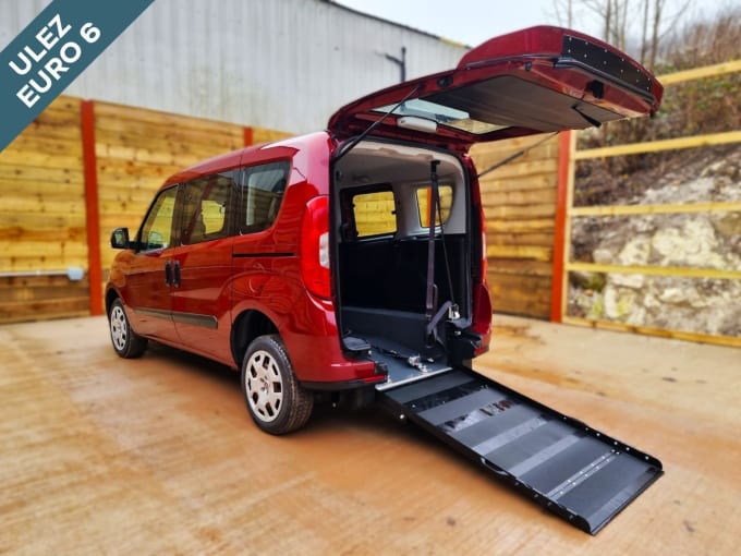 2025 Fiat Doblo