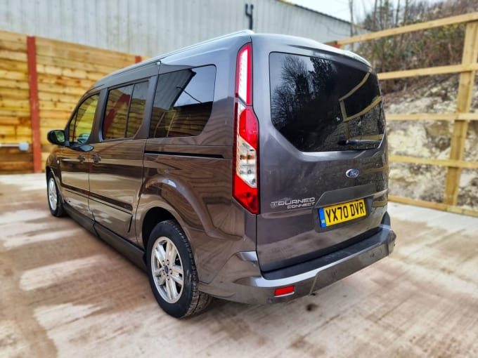 2025 Ford Grand Tourneo Connect