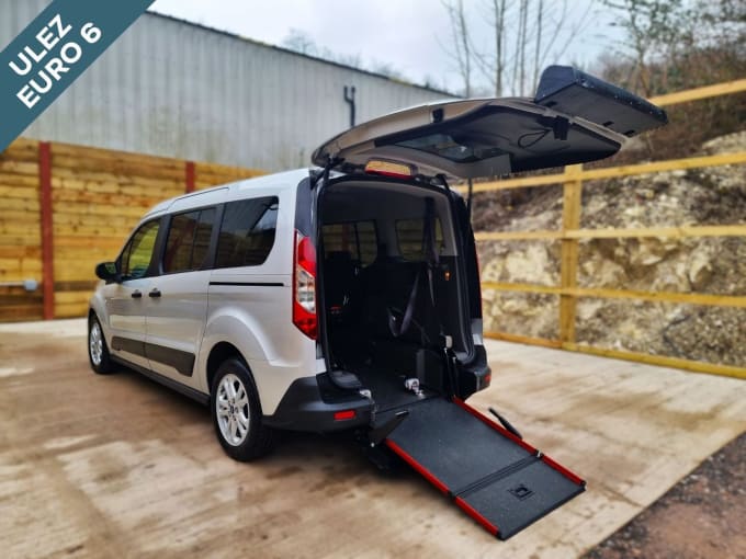 2025 Ford Grand Tourneo Connect