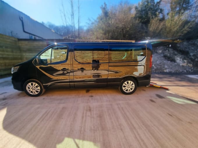 2025 Renault Trafic