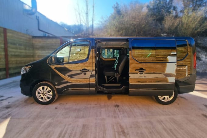 2025 Renault Trafic